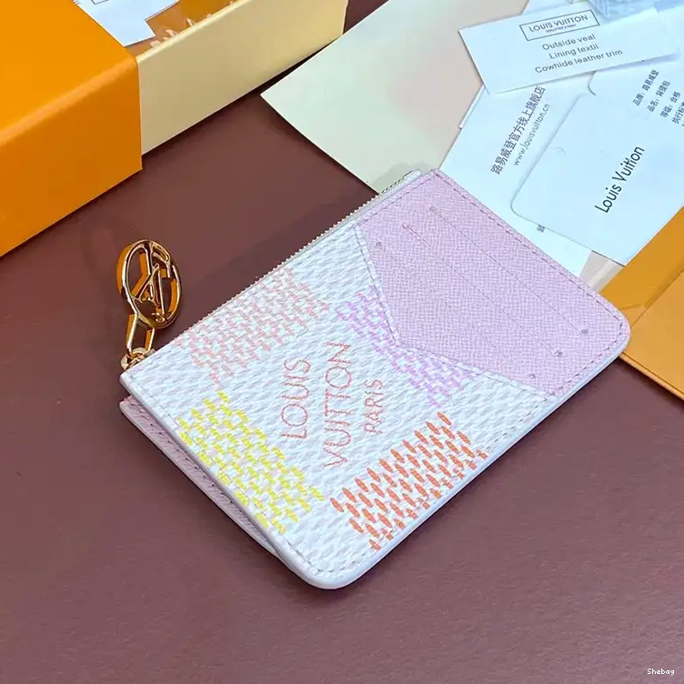 2404YA0148 Bags LV 0822